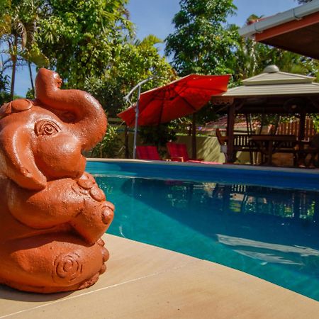 Tina'S Living Paradise - Guesthouses With Private Pool Ban Phe Exterior foto